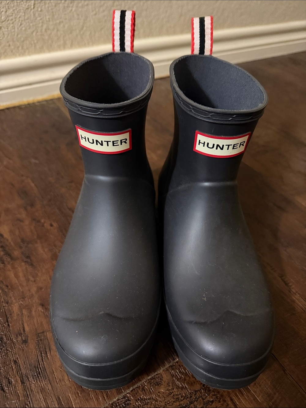 Hunter Black Short Rain Boots with Red-Trim Logo